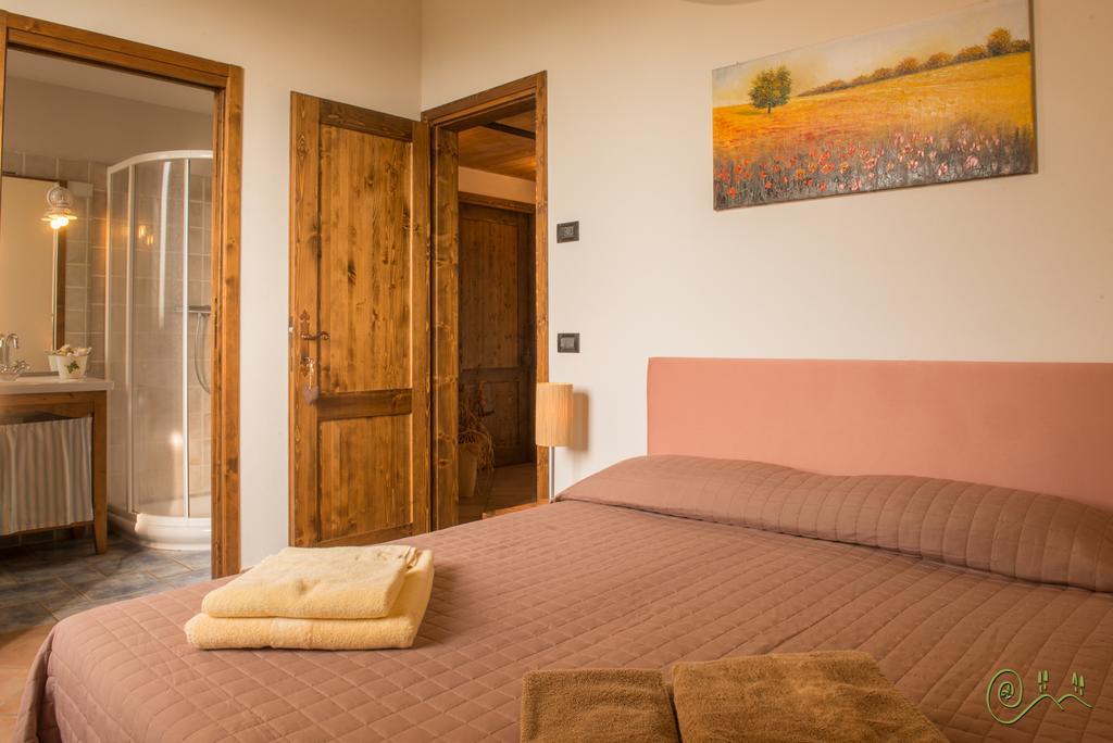 Locanda Camera Con Vista Bed and Breakfast Faenza Rum bild